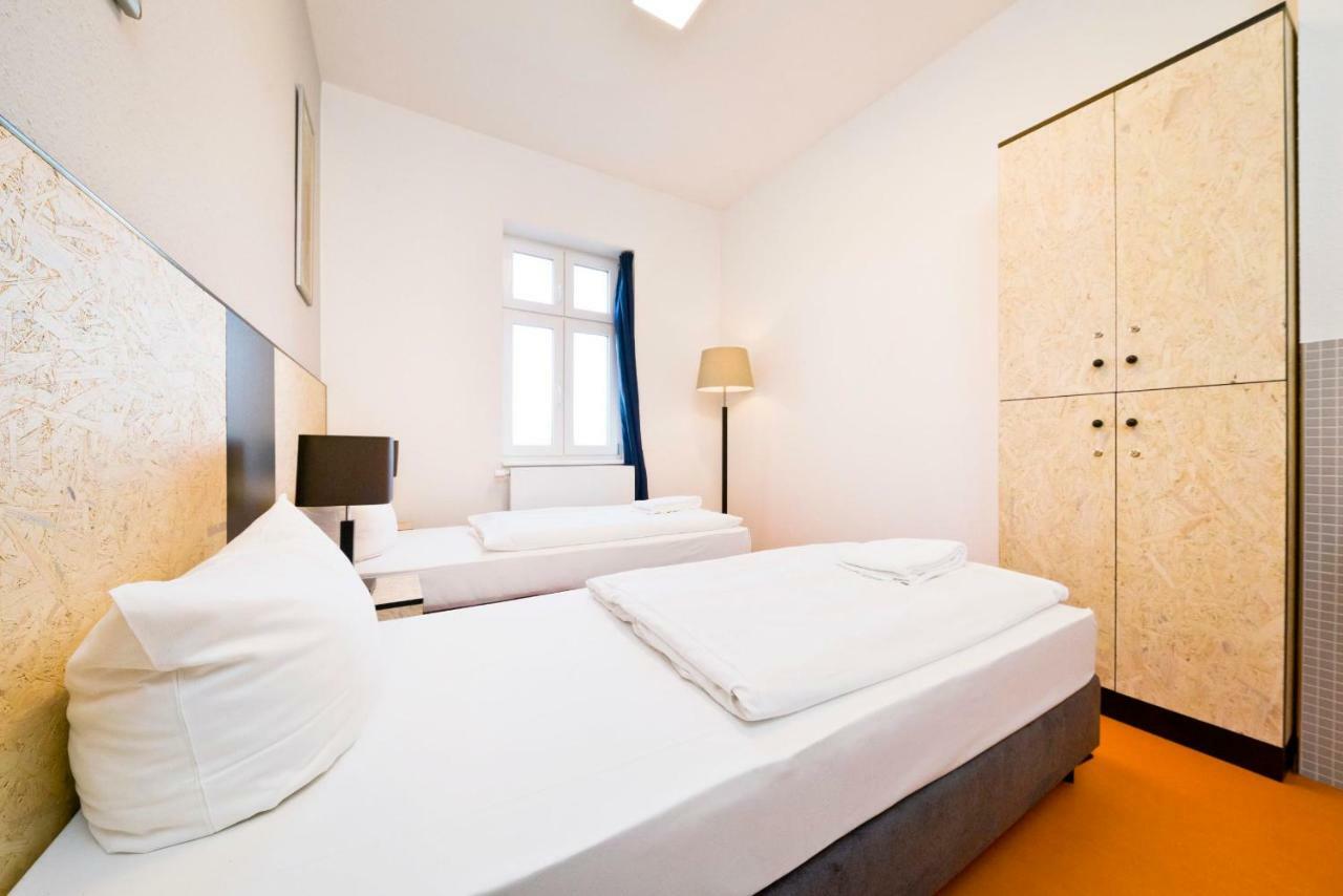 Lok Hostel Zossen Luaran gambar